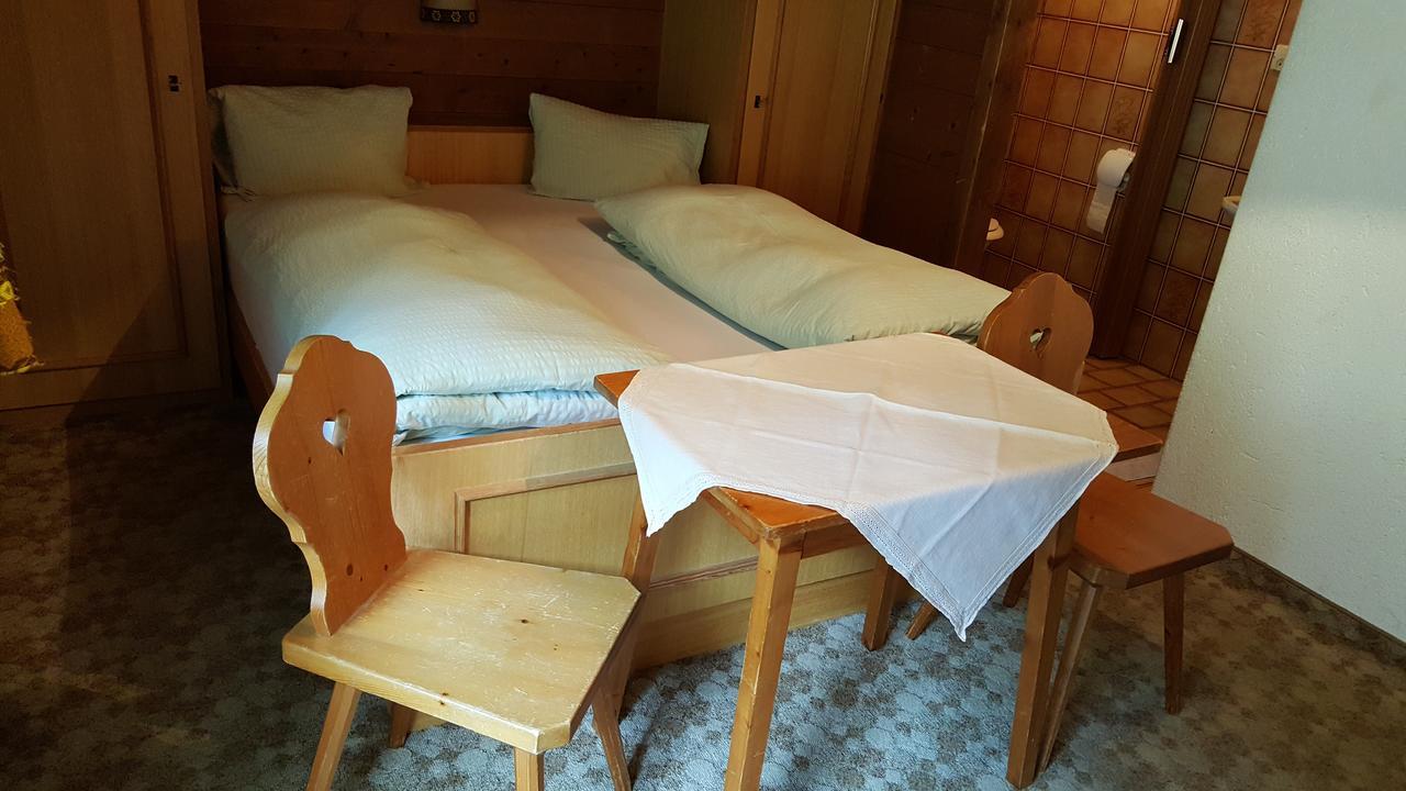 Junser Gasthausl Hotel Tux Eksteriør billede